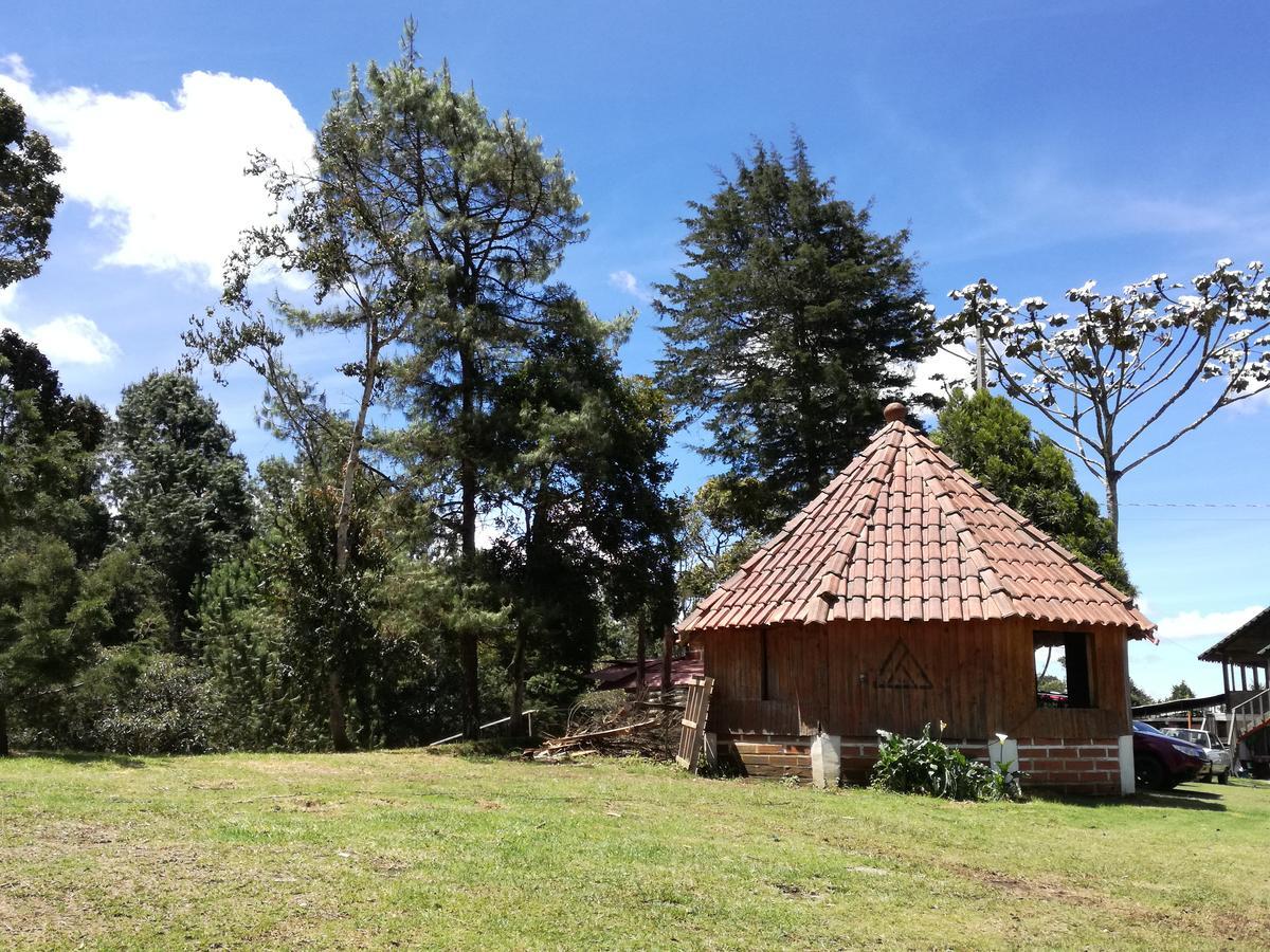 Al Bosque Hostel & Glamping Санта-Элена Экстерьер фото